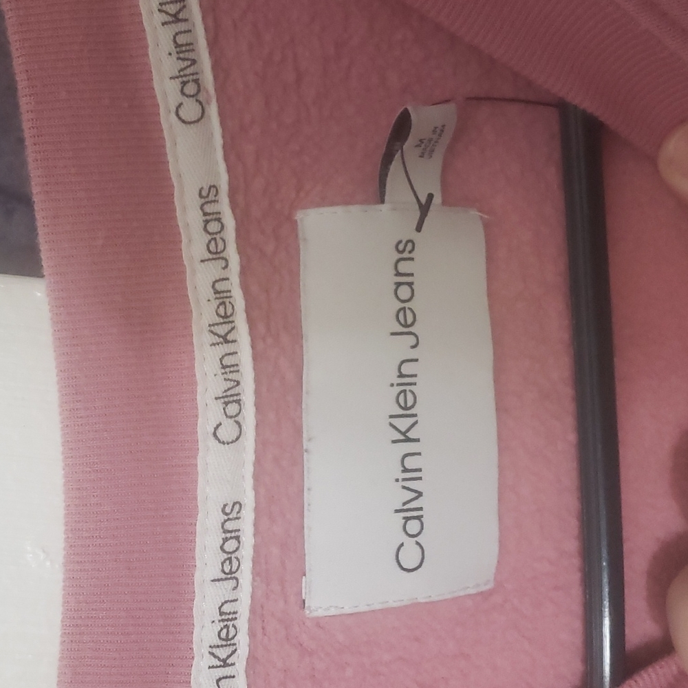 Sweater - Picture 5 of 6
